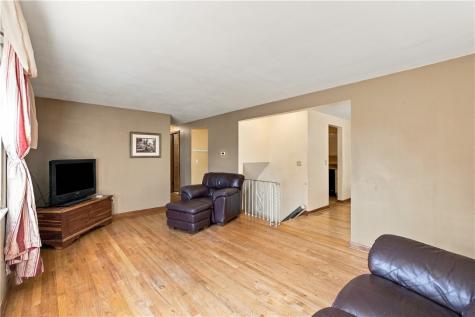 117 Chalet Drive Forest Hills Boro PA 15221