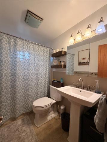 109 Eileen Drive Baldwin Boro PA 15227