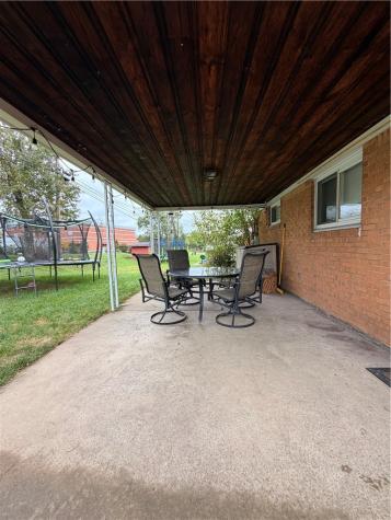 109 Eileen Drive Baldwin Boro PA 15227