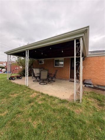 109 Eileen Drive Baldwin Boro PA 15227