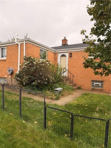 109 Eileen Drive Baldwin Boro PA 15227