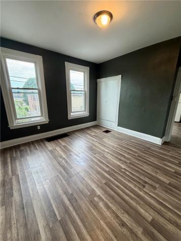 111 Churchill Street Mckees Rocks PA 15136