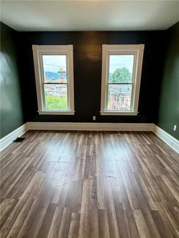 111 Churchill Street Mckees Rocks PA 15136