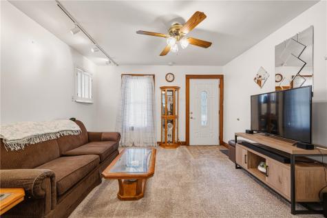 947 Center Avenue West View PA 15229