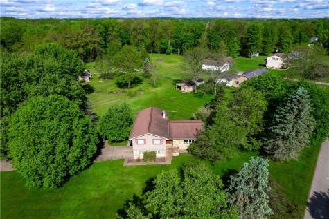 23 Kimberly Drive Liberty Township PA 16127