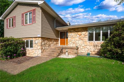 23 Kimberly Drive Liberty Township PA 16127
