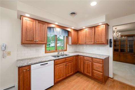 23 Kimberly Drive Liberty Township PA 16127