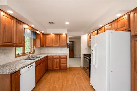 23 Kimberly Drive Liberty Township PA 16127