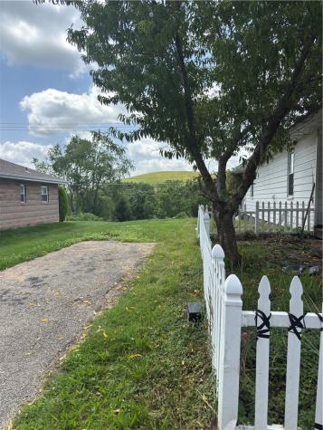 53 Welcome Street East Bethlehem PA 15333