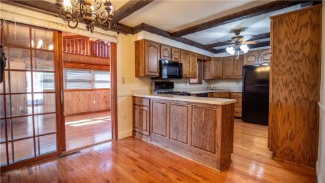 353 Madison Avenue Leechburg Boro PA 15656
