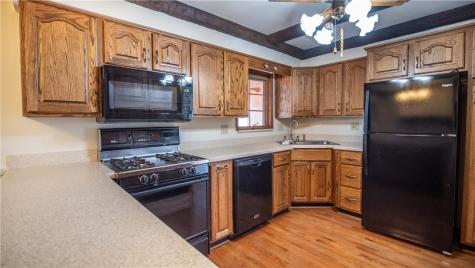 353 Madison Avenue Leechburg Boro PA 15656