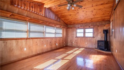 353 Madison Avenue Leechburg Boro PA 15656