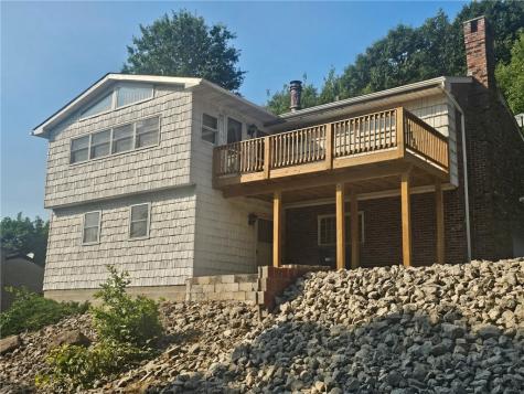 353 Madison Avenue Leechburg Boro PA 15656