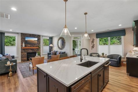2004 Lakeside Drive Baden PA 15005