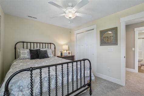 2004 Lakeside Drive Baden PA 15005