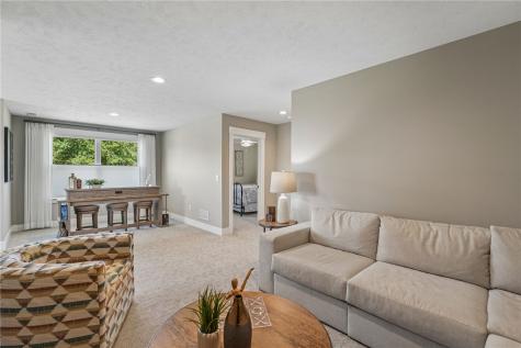 2004 Lakeside Drive Baden PA 15005