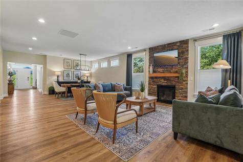 2004 Lakeside Drive Baden PA 15005