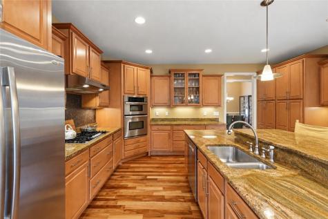 128 Dyers Stone Drive Nottingham PA 15330
