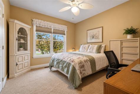 128 Dyers Stone Drive Nottingham PA 15330