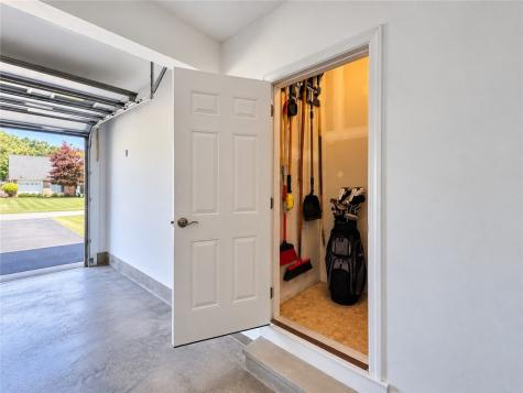 128 Dyers Stone Drive Nottingham PA 15330