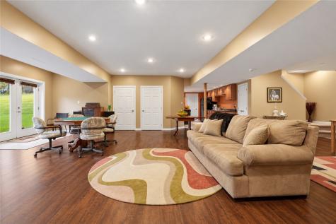 128 Dyers Stone Drive Nottingham PA 15330