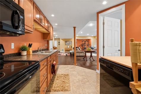 128 Dyers Stone Drive Nottingham PA 15330