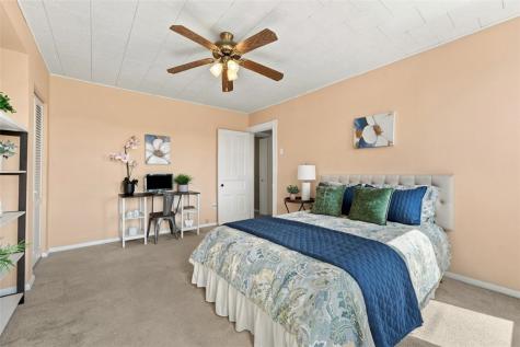 1042 Goehring Street Spring Hill PA 15212