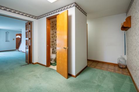 3936 Meadowbrook Brentwood PA 15227