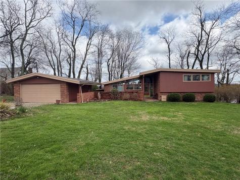 327 Wayne Street Claysville PA 15323