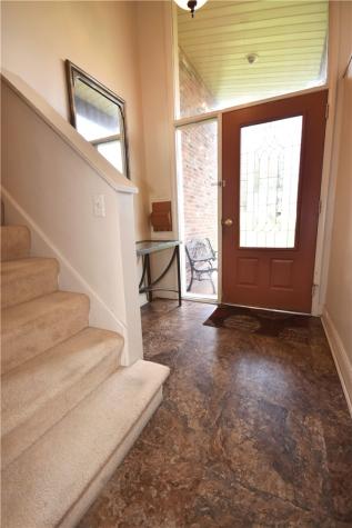 327 Wayne Street Claysville PA 15323