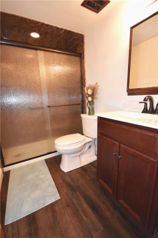 327 Wayne Street Claysville PA 15323