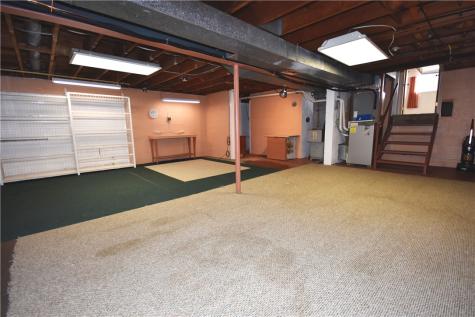 327 Wayne Street Claysville PA 15323