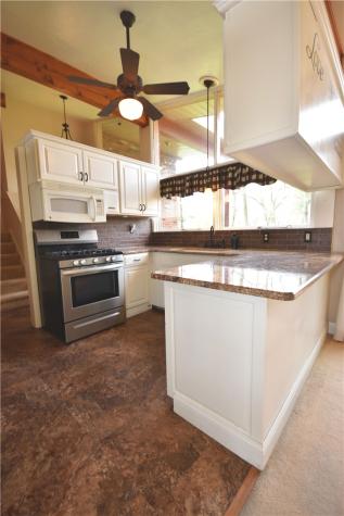 327 Wayne Street Claysville PA 15323