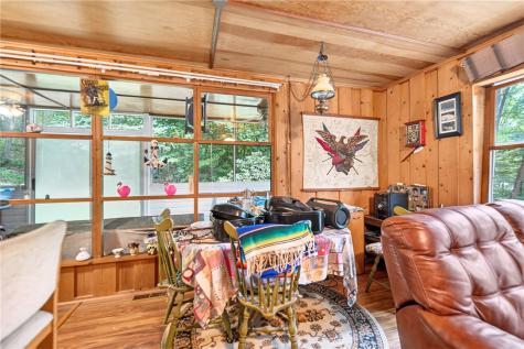 627 E Lakeview Road Henry Clay Township PA 15424
