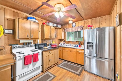627 E Lakeview Road Henry Clay Township PA 15424