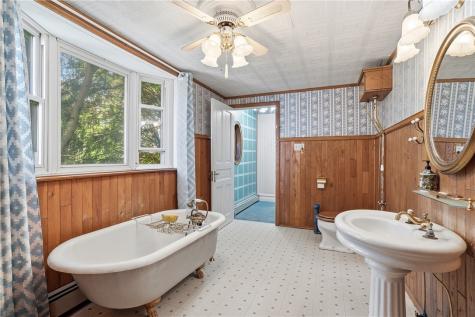 118 Saltarka Lane Jackson Township PA 16063