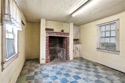 118 Saltarka Lane Jackson Township PA 16063