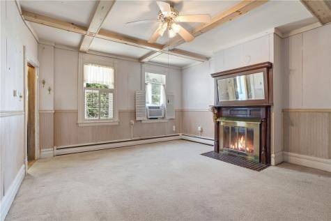 118 Saltarka Lane Jackson Township PA 16063