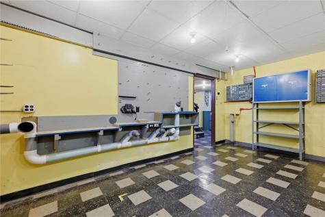 283 Kentucky Drive Lower Burrell PA 15068