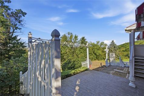 283 Kentucky Drive Lower Burrell PA 15068