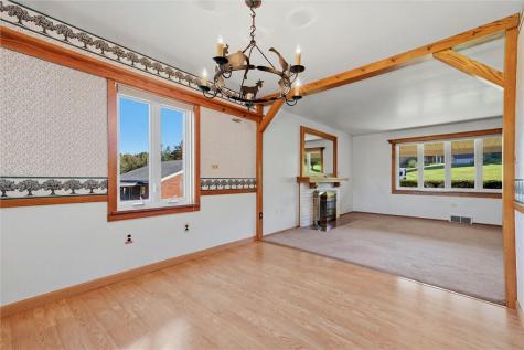 283 Kentucky Drive Lower Burrell PA 15068