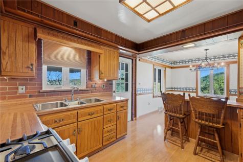 283 Kentucky Drive Lower Burrell PA 15068