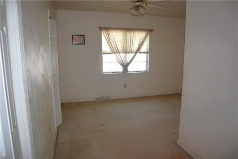 308 College Avenue Mt Pleasant Boro PA 15666