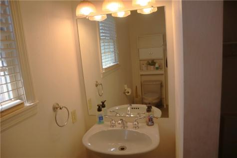 308 College Avenue Mt Pleasant Boro PA 15666