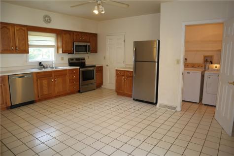 308 College Avenue Mt Pleasant Boro PA 15666