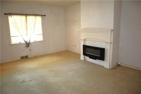 308 College Avenue Mt Pleasant Boro PA 15666