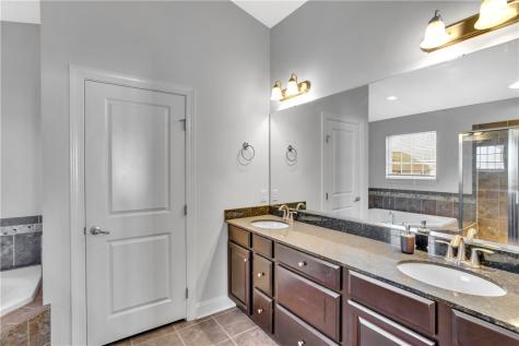 2084 Majestic Drive North Strabane PA 15317