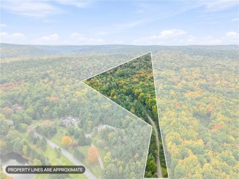 162 White Pine Lane Shade Township PA 15924