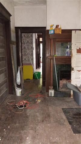 68 W Lincoln Street Waynsbrg/frankln Township PA 15370