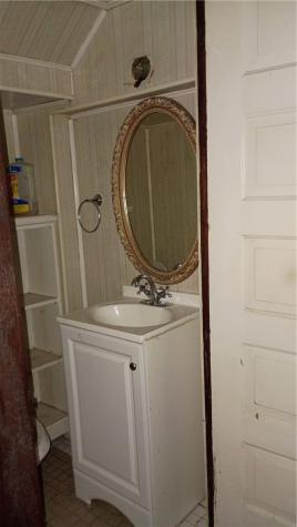 68 W Lincoln Street Waynsbrg/frankln Township PA 15370